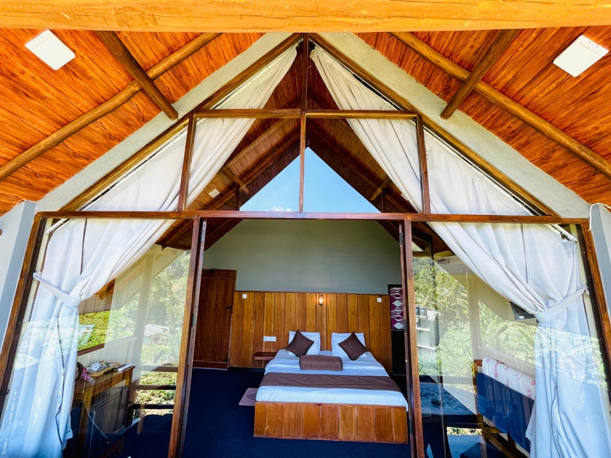 Ella Lovers View Cabins Exterior photo